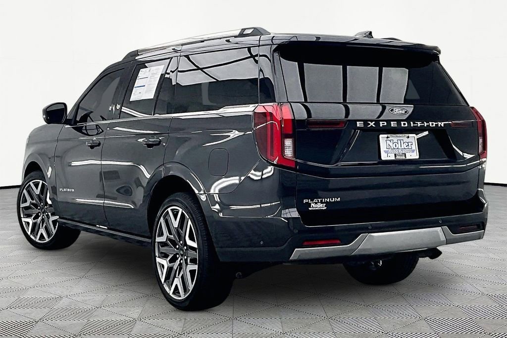 Certified 2025 Ford Expedition Platinum w/ Platinum Ultimate Package AWD/4WD image 13