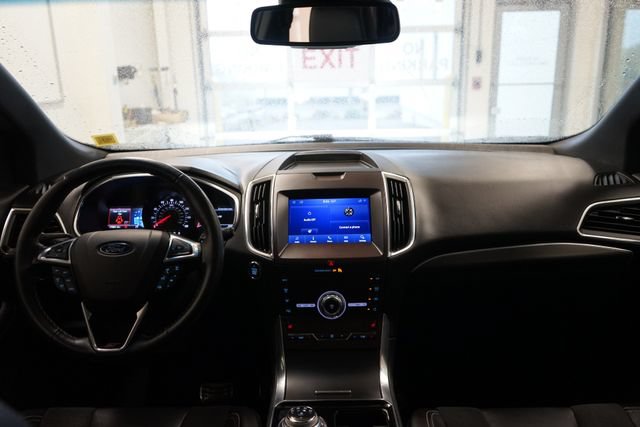 Certified 2020 Ford Edge ST w/ Cold Weather Package AWD/4WD image 31