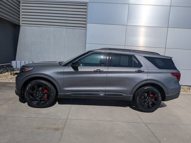 Certified 2023 Ford Explorer ST w/ Equipment Group 401A AWD/4WD image 7