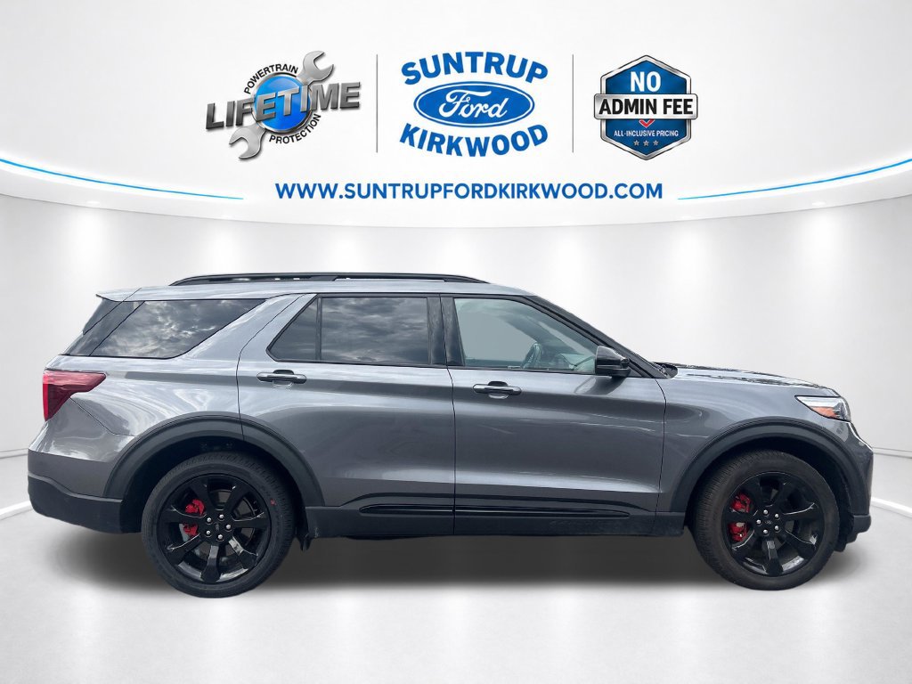 Certified 2022 Ford Explorer ST w/ Equipment Group 401A AWD/4WD image 8