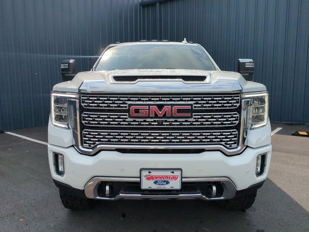 Used 2022 GMC Sierra 2500 Denali AWD/4WD image 2