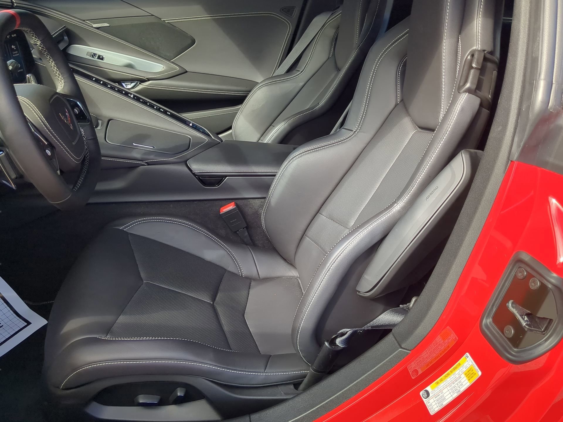 Used 2025 Chevrolet Corvette Stingray Coupe w/ 1LT image 46