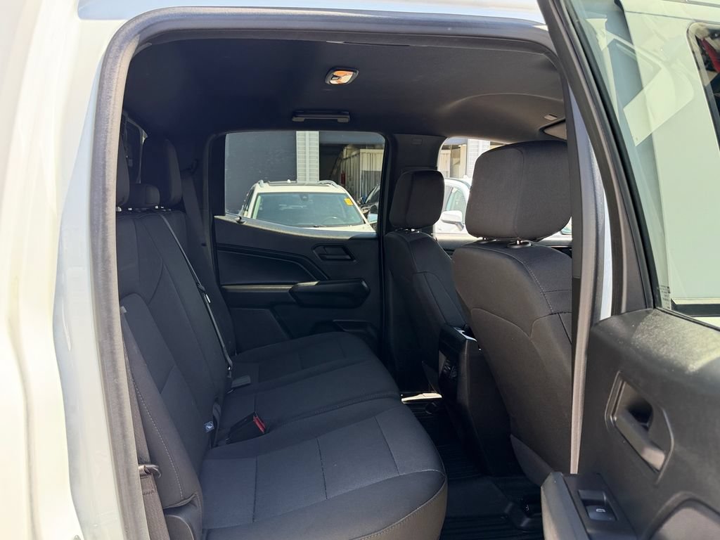 Used 2024 Chevrolet Colorado Trail Boss w/ Technology Package AWD/4WD image 15