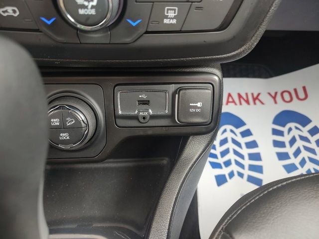 Used 2023 Jeep Renegade Trailhawk w/ Trailhawk Elite Group image 28