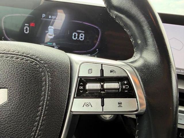 Used 2023 Kia Telluride LX AWD/4WD image 14