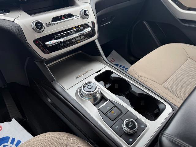 Certified 2024 Ford Explorer XLT image 20