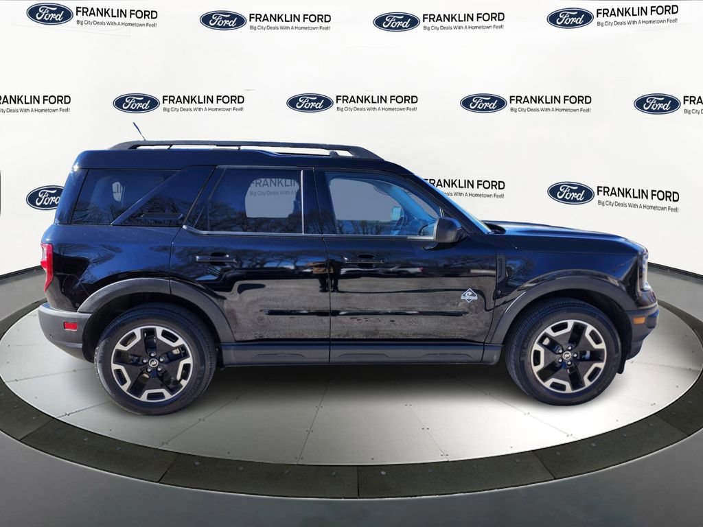 Certified 2022 Ford Bronco Sport Outer Banks w/ Tech Package image 6