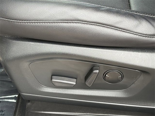 Certified 2022 Ford Explorer Limited w/ Equipment Group 301A image 7