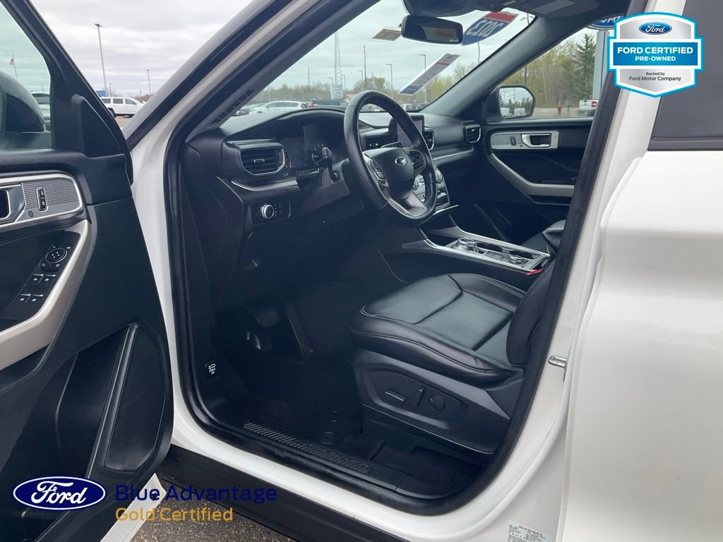 Certified 2023 Ford Explorer XLT w/ Equipment Group 202A AWD/4WD image 16