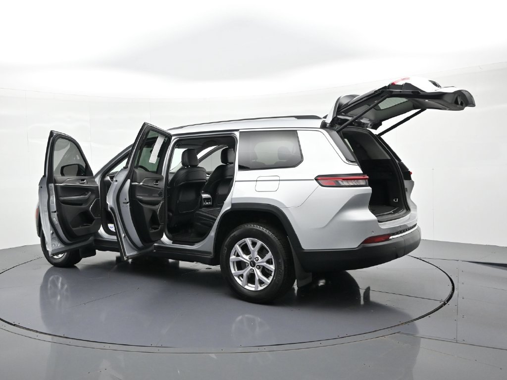 Used 2022 Jeep Grand Cherokee L Limited w/ Trailer Tow Group (B) AWD/4WD image 28