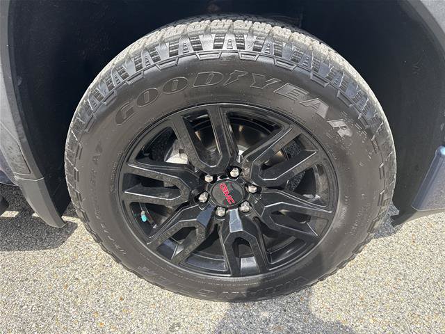 Used 2021 GMC Sierra 1500 Elevation w/ X31 Off-Road Package AWD/4WD image 18
