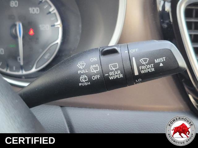 Used 2019 Chrysler Pacifica Touring-L image 31