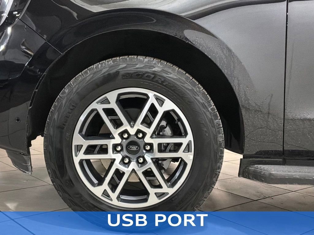 Certified 2025 Ford Expedition Active image 14