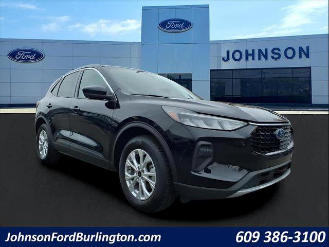 Certified 2023 Ford Escape Active w/ Tech Pack #2 image 1