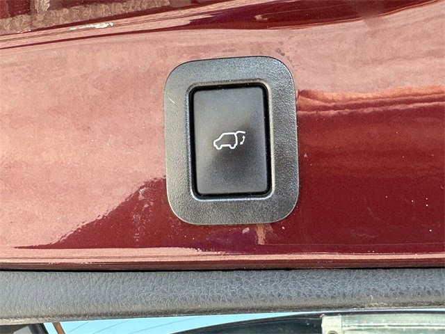 Used 2019 Toyota Highlander XLE image 34