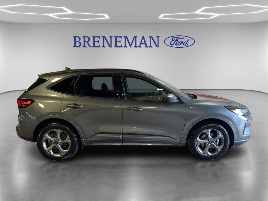 Certified 2024 Ford Escape ST-Line w/ Tech Pack #1 FWD image 4