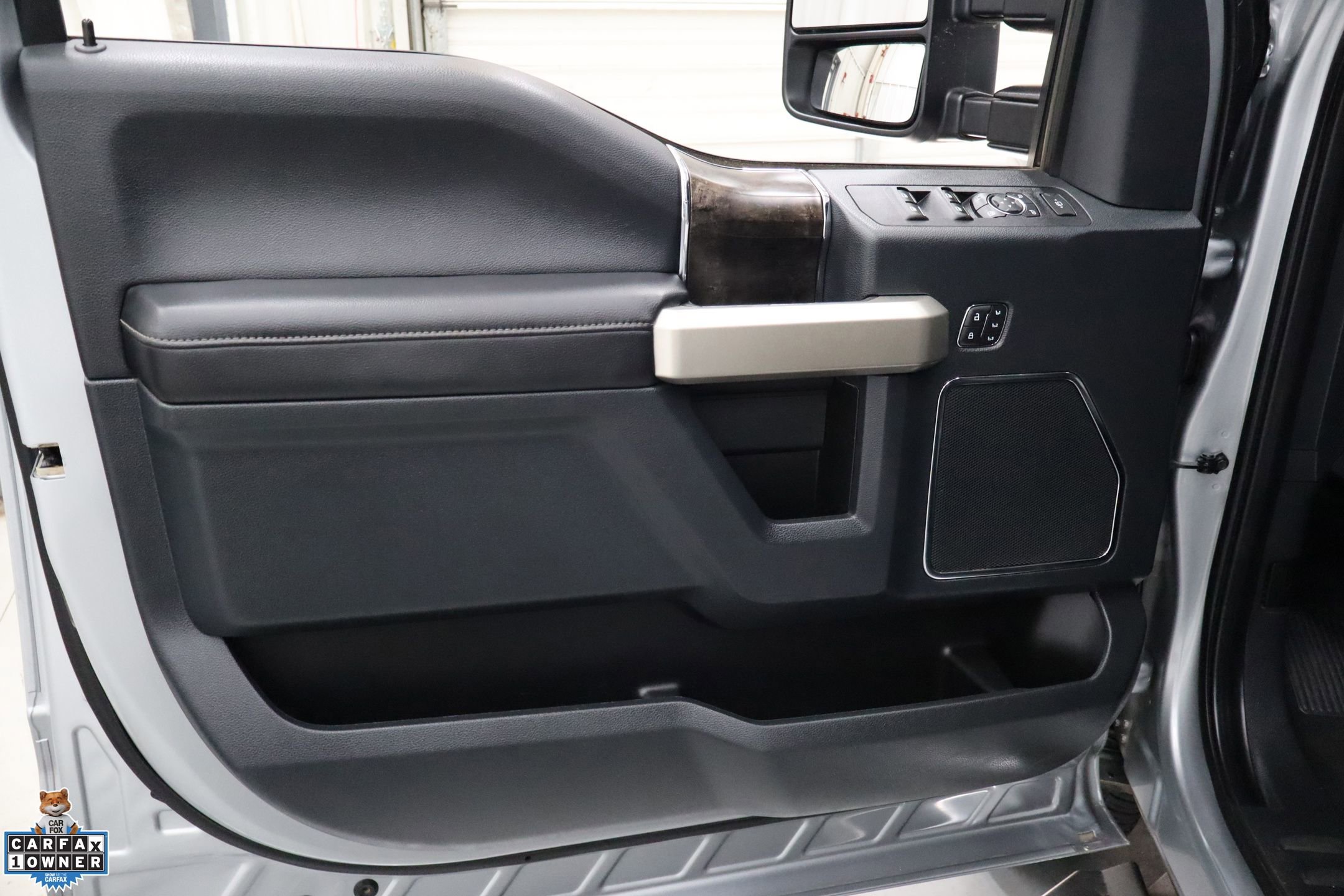 Certified 2022 Ford F250 Lariat w/ Lariat Value Package image 12