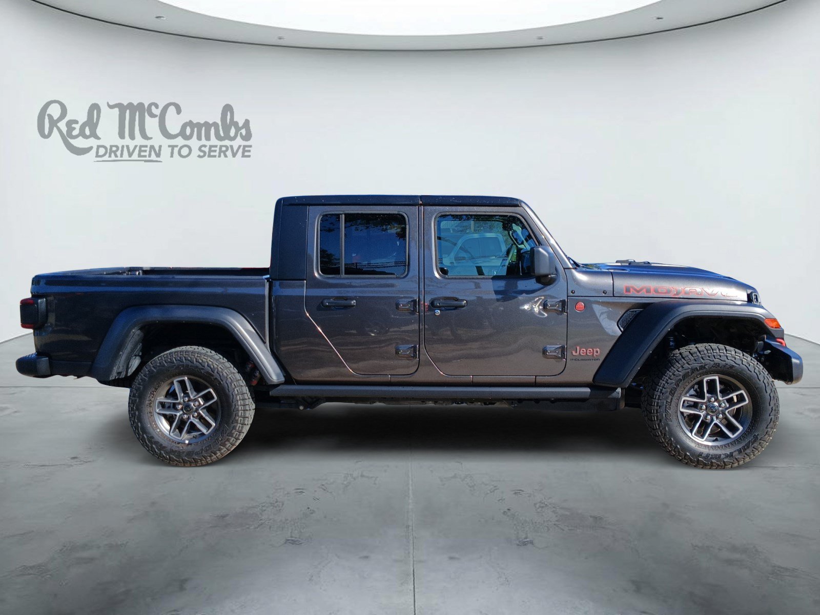 Used 2026 Jeep Gladiator Mojave AWD/4WD image 4