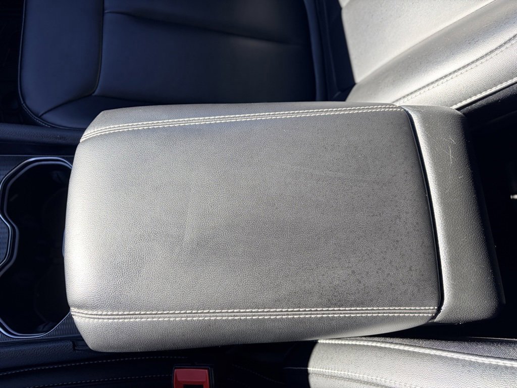 Used 2024 Jeep Grand Cherokee L Limited w/ MOPAR Finishing Package image 15