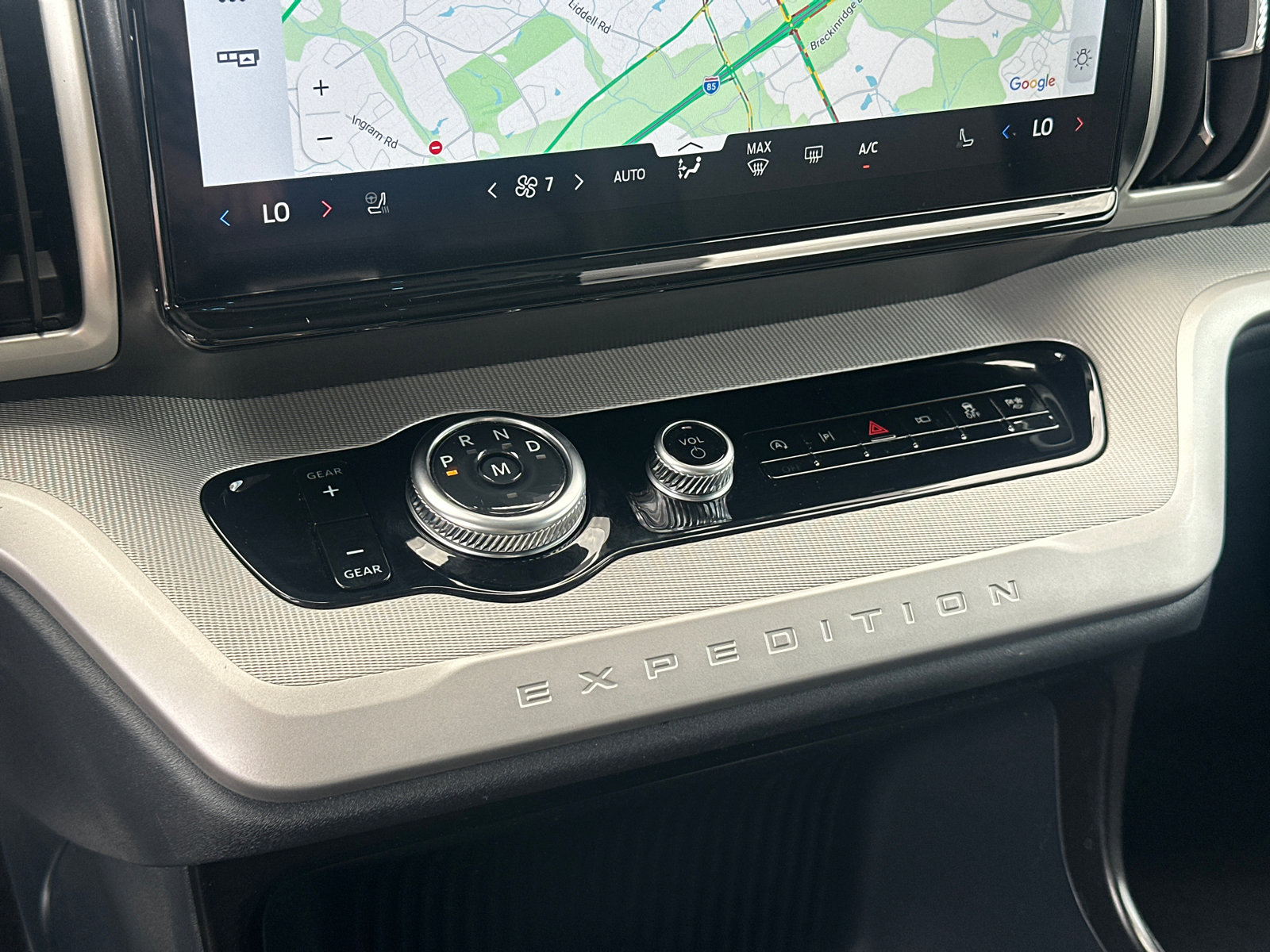 Certified 2025 Ford Expedition Active RWD image 31