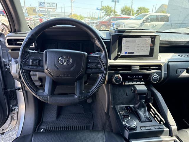 Used 2026 Toyota Tacoma SR5 AWD/4WD image 6