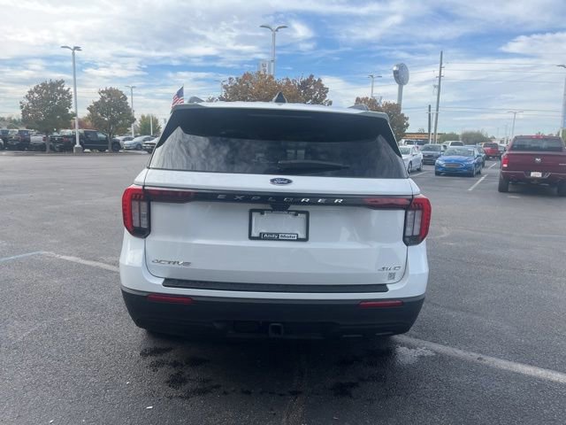 Certified 2025 Ford Explorer Active image 4