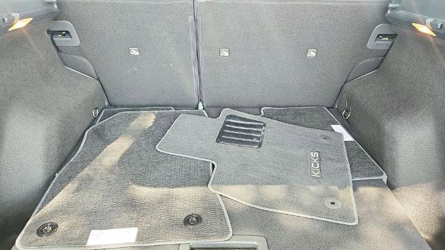 Used 2025 Nissan Kicks SV image 28