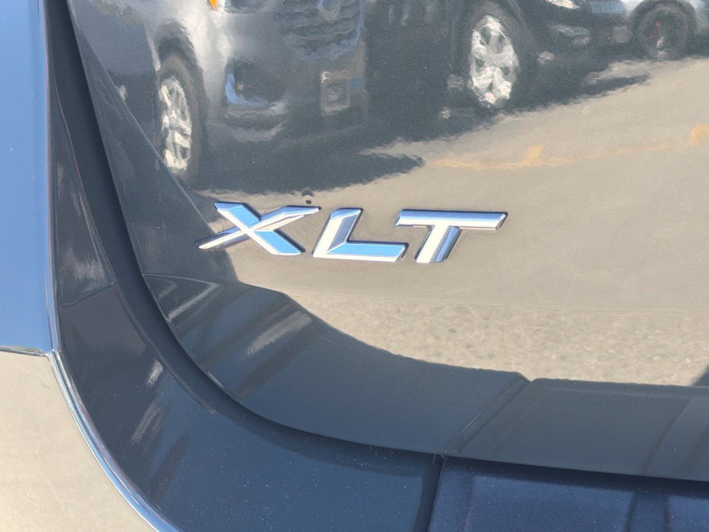 Certified 2023 Ford Explorer XLT RWD image 16