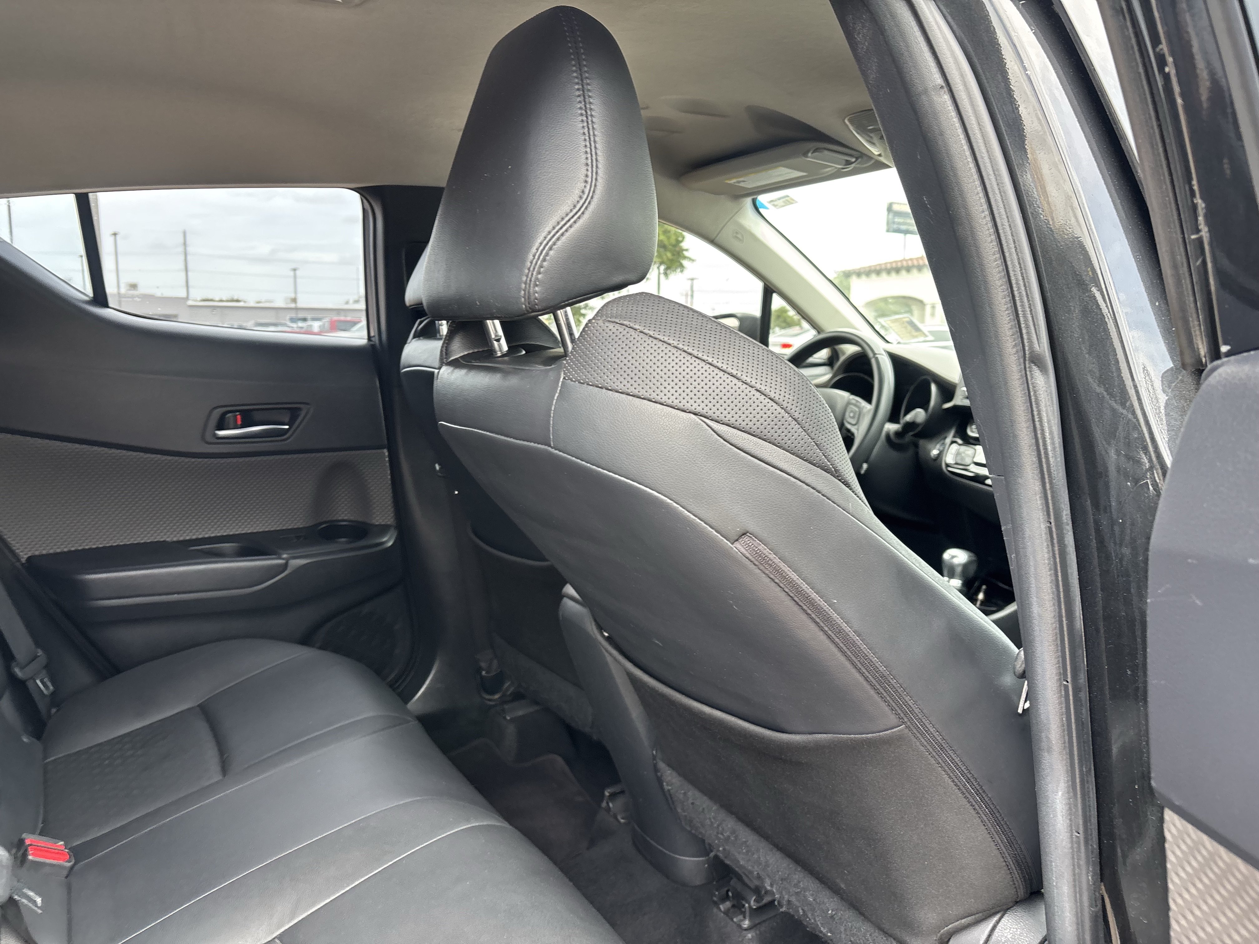 Used 2021 Toyota C-HR Limited FWD image 21