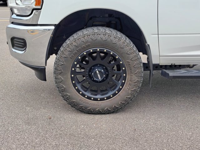 Used 2024 RAM 2500 Tradesman w/ Chrome Appearance Group AWD/4WD image 8