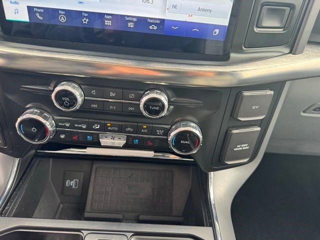 Certified 2022 Ford F150 Lariat w/ Equipment Group 502A High image 23