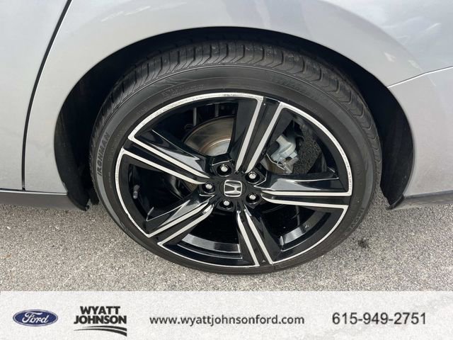 Used 2024 Honda Accord Sport image 11