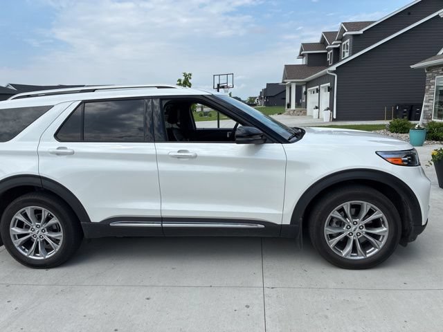 Certified 2023 Ford Explorer Limited w/ Limited Technology Package AWD/4WD image 8