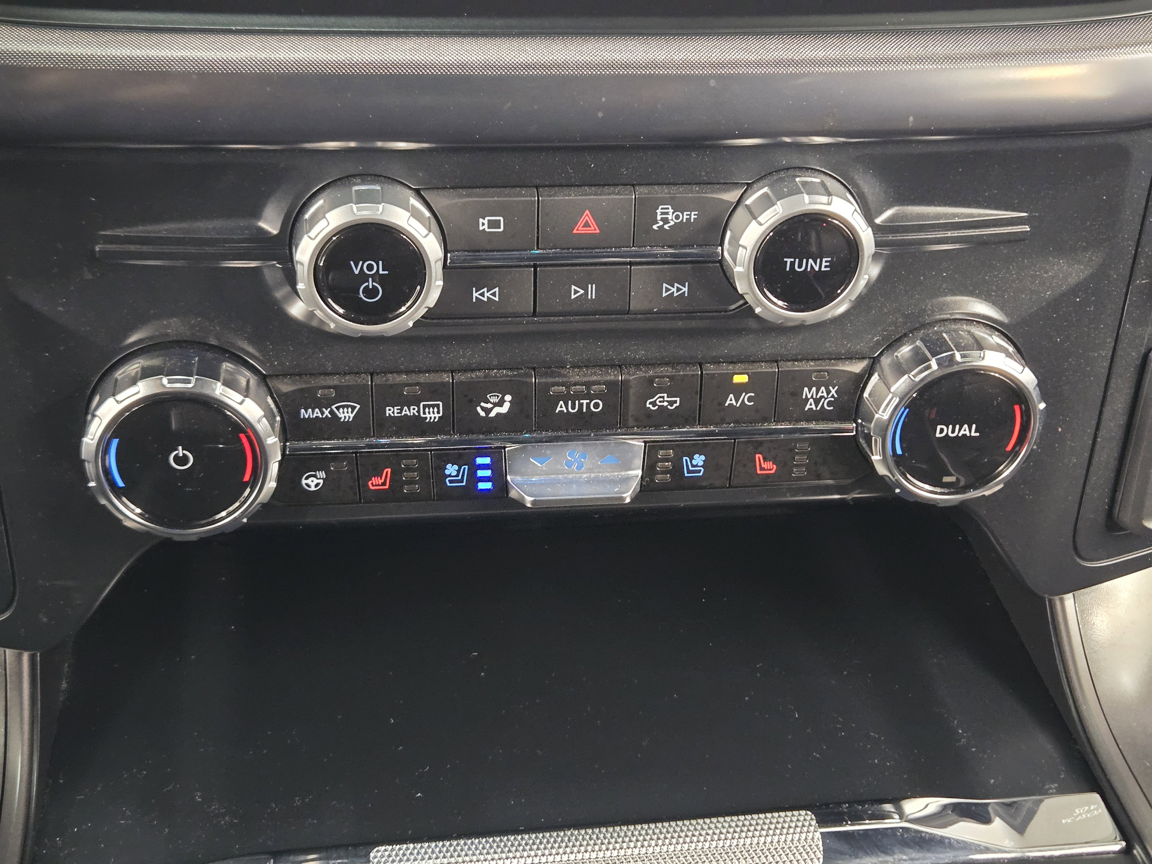 Certified 2025 Ford F150 Tremor w/ Equipment Group 402A High image 18