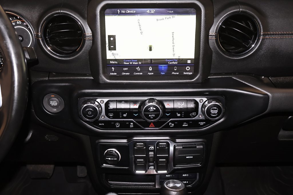 Used 2022 Jeep Wrangler Unlimited Sahara image 29