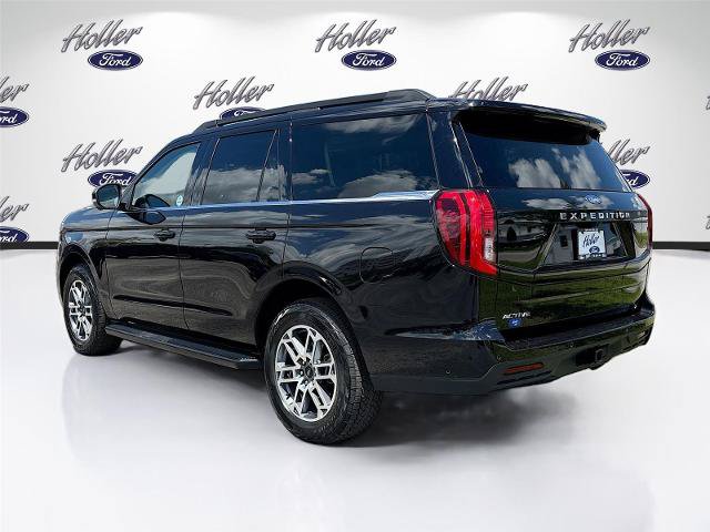 Certified 2025 Ford Expedition Active AWD/4WD image 6