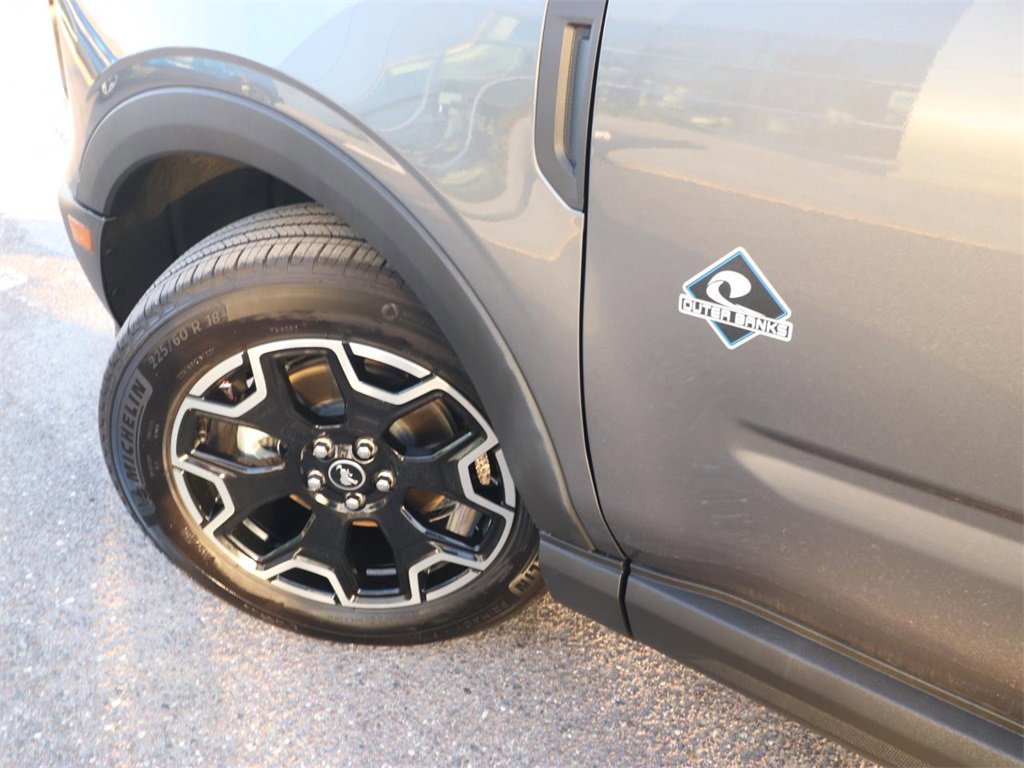 Certified 2025 Ford Bronco Sport Outer Banks w/ Outer Banks Tech Package+ image 9