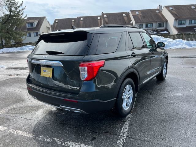 Certified 2022 Ford Explorer XLT w/ Equipment Group 202A image 8