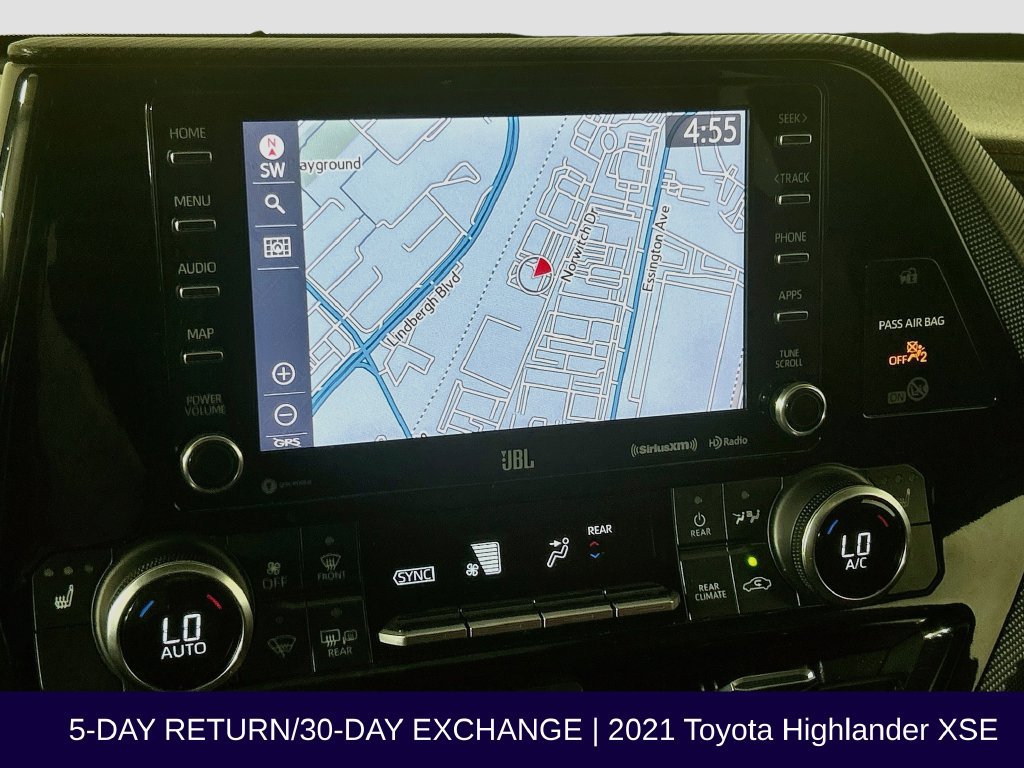 Used 2021 Toyota Highlander XSE AWD/4WD image 19