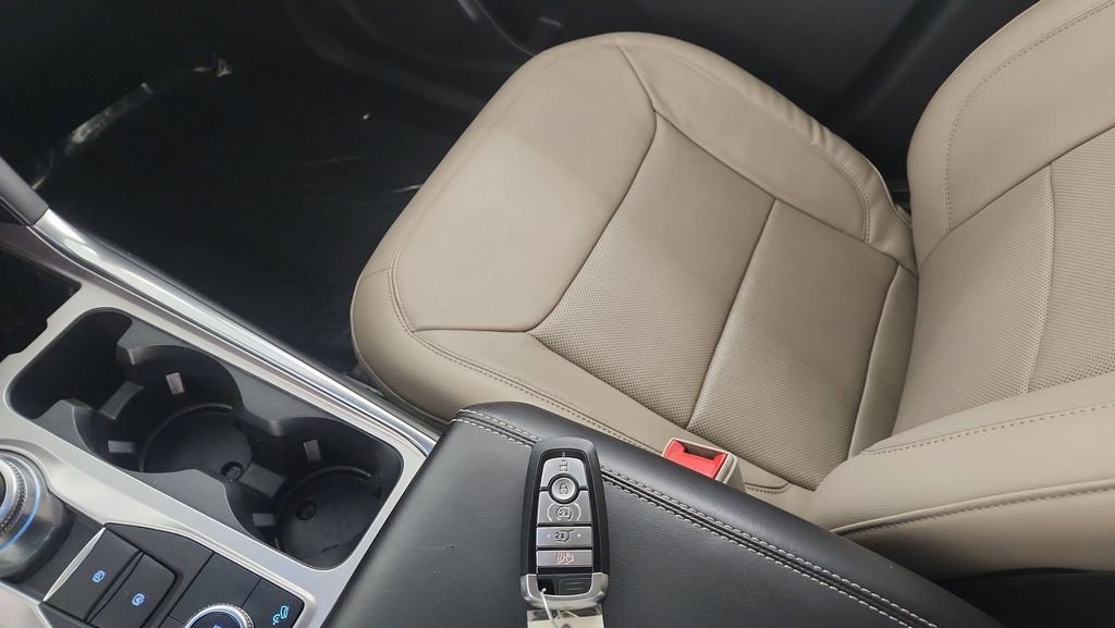 Certified 2020 Ford Explorer Limited w/ Class III Trailer Tow Package image 23