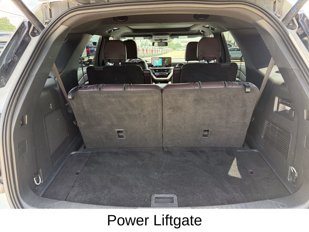 Certified 2025 Ford Explorer Platinum w/ LUX Leather Package AWD/4WD image 19