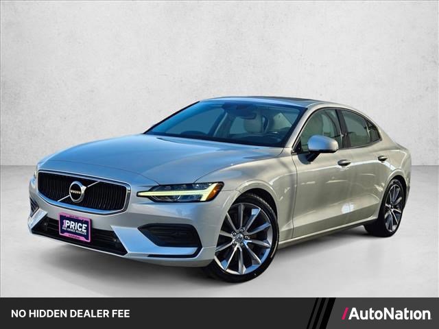 Used 2019 Volvo S60 T6 Momentum w/ Multimedia Package