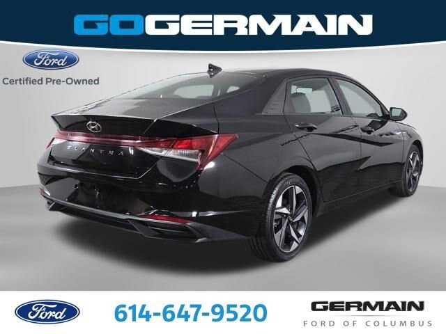 Used 2023 Hyundai Elantra SEL w/ Convenience Package FWD image 8