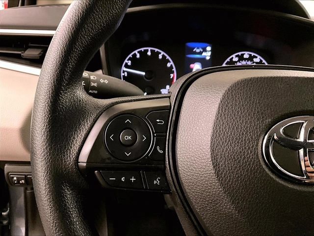 Used 2023 Toyota Corolla LE FWD image 17