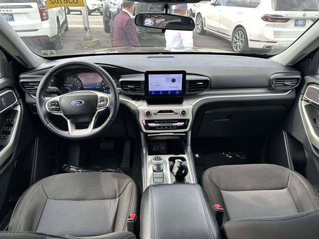Certified 2023 Ford Explorer XLT AWD/4WD image 8