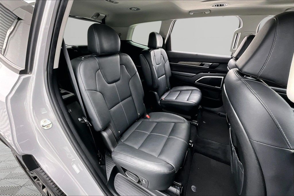 Used 2022 Kia Telluride EX w/ EX Premium Package AWD/4WD image 27