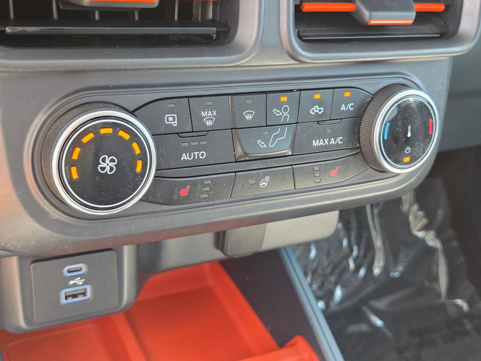 Certified 2024 Ford Maverick XLT w/ XLT Luxury Package FWD image 22