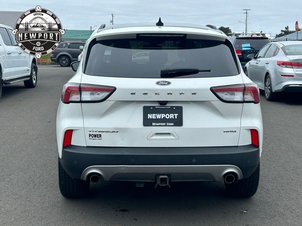 Certified 2022 Ford Escape Titanium w/ Titanium Elite Package AWD/4WD image 8