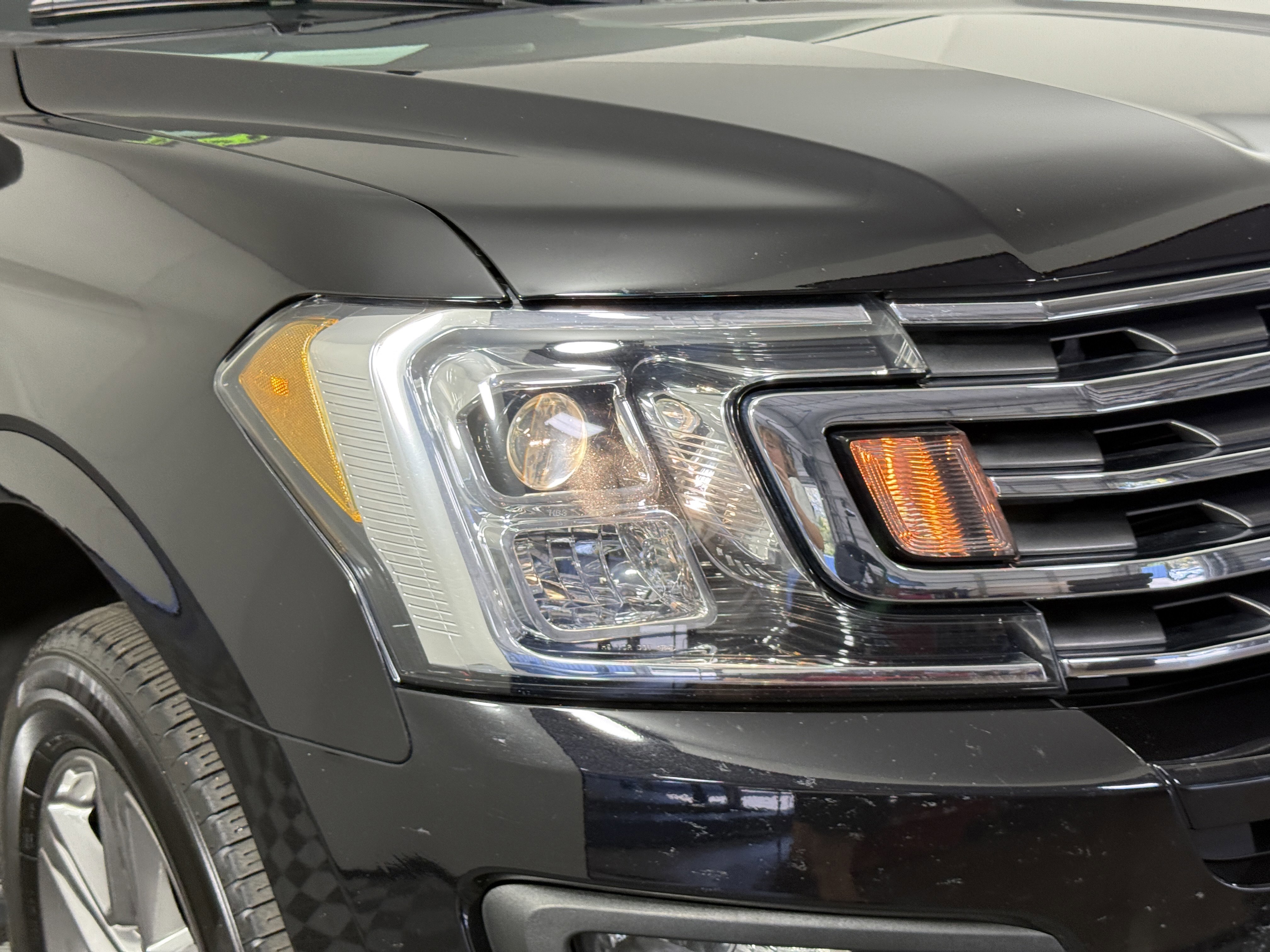 Certified 2021 Ford Expedition XLT w/ Black Accent Package image 7