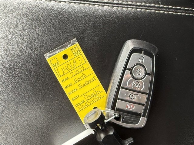 Certified 2022 Ford Explorer Limited w/ Equipment Group 301A image 16